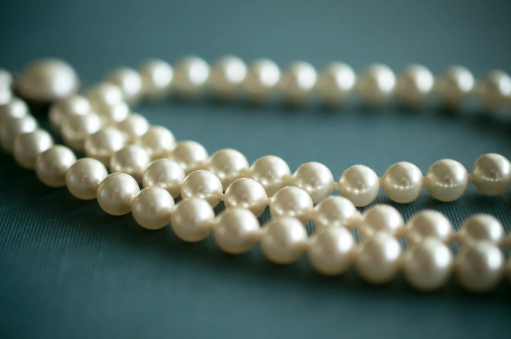 The Art of Cultivating Tahitian Pearls: From Farm to Jewelry