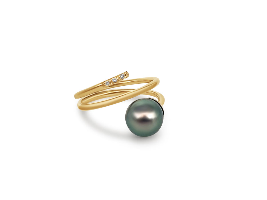 Ring of a Tahiti Pearl 9 mm AAA, Diamonds and 18K Solid Gold