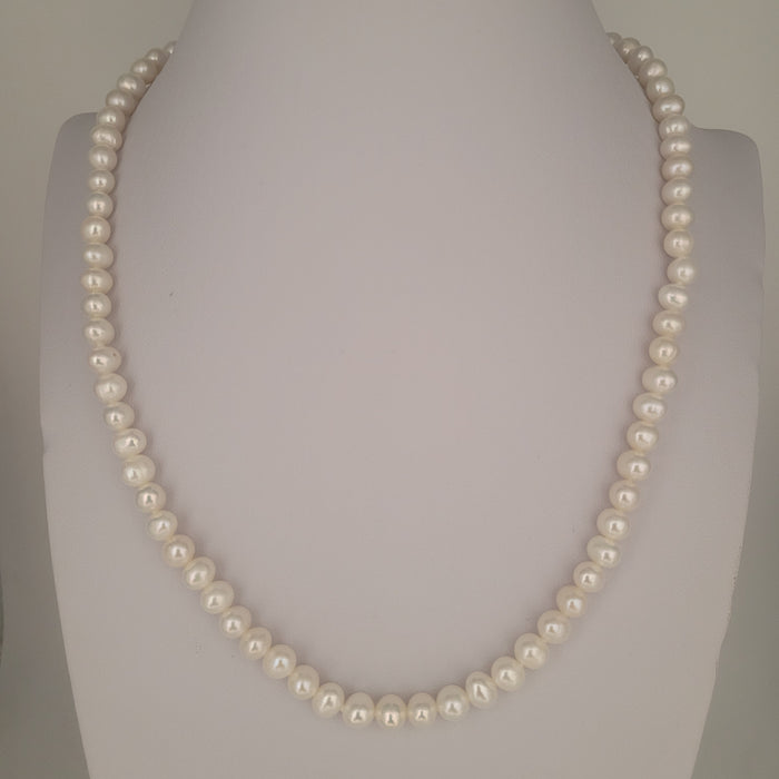 Cultured Pearls Necklace 5-6 mm Silver Clasp