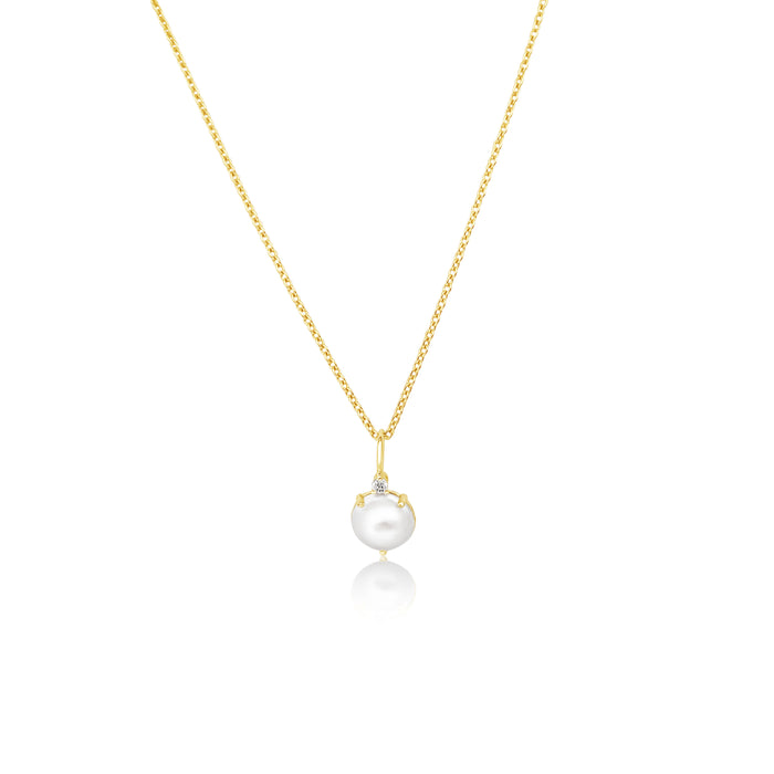 Yellow Gold 18K Diamond and Australian Mabe Pearl Pendant Necklace