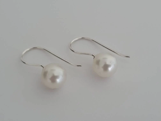 French hook earrings Rimini Altro with freshwater pearl and white zirconia   Sif Jakobs Jewellery