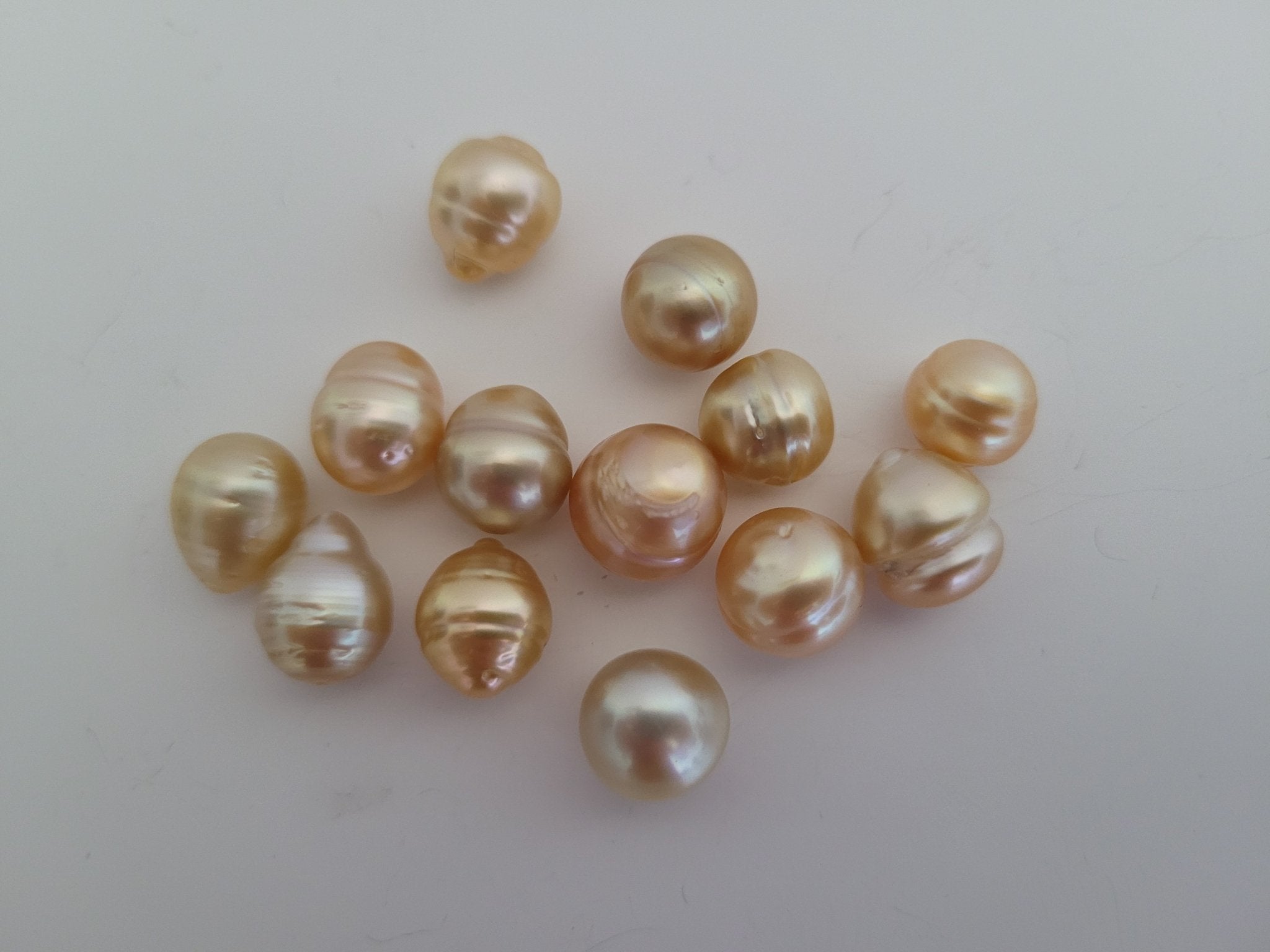 Peach Freshwater Pearl 10.5-11mm Smooth Round AAA Grade Pearl